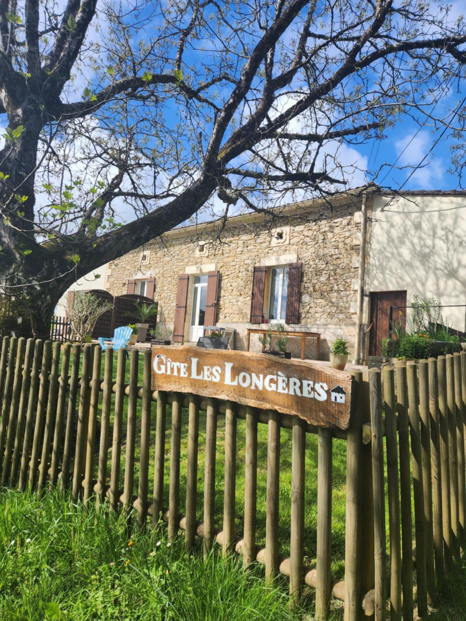 Gite Les Longeres Montazeau 외부 사진
